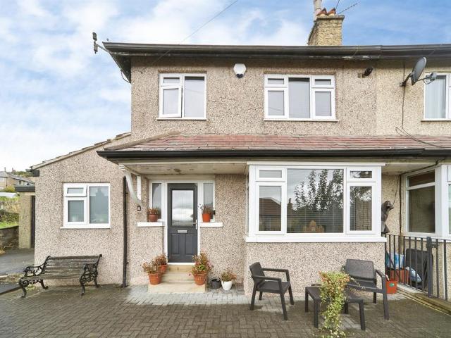 House for sale in Stockbridge, Bradford