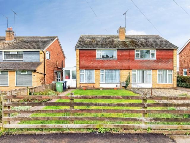 House for sale in Stanford On Avon, Leicestershire