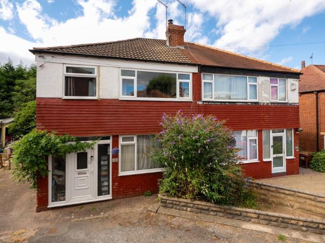 House for sale in Killingbeck, West Yorkshire