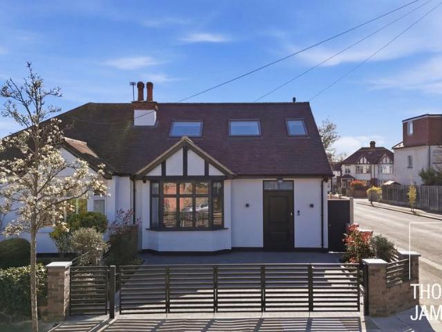 House for sale in Edmonton, Greater London