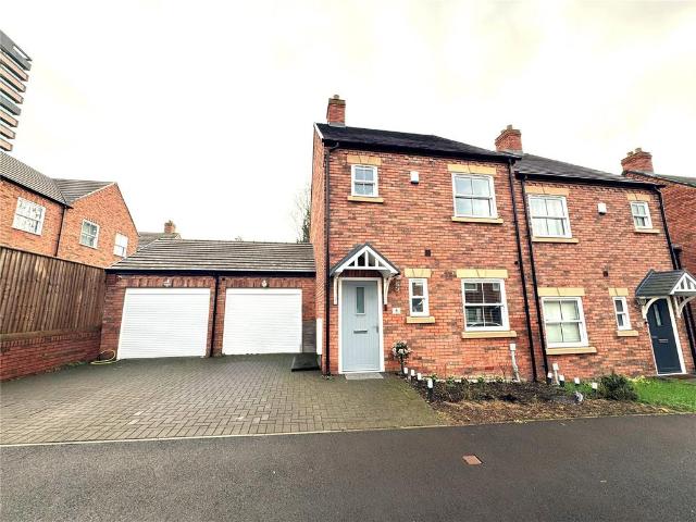 House for sale in Hillfields, West Midlands