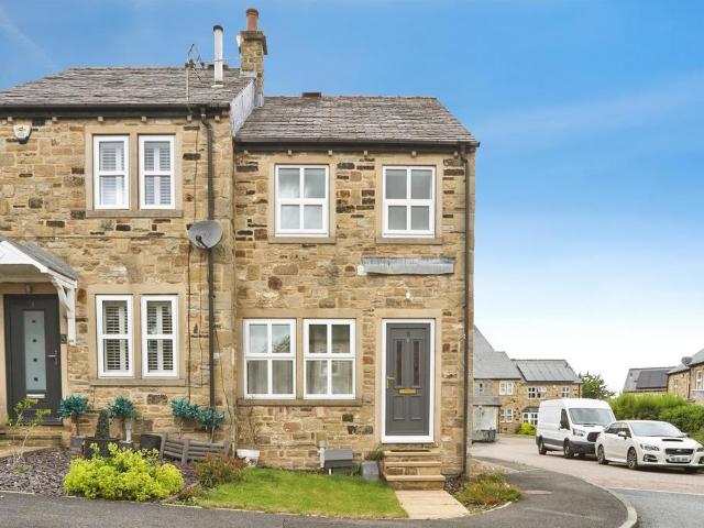 House for sale in Keighley, West Yorkshire
