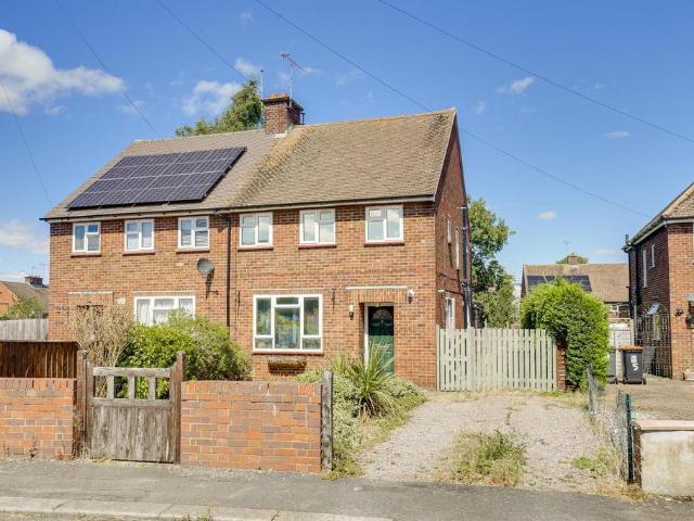 House for sale in Leighton-Linslade, Leighton Buzzard
