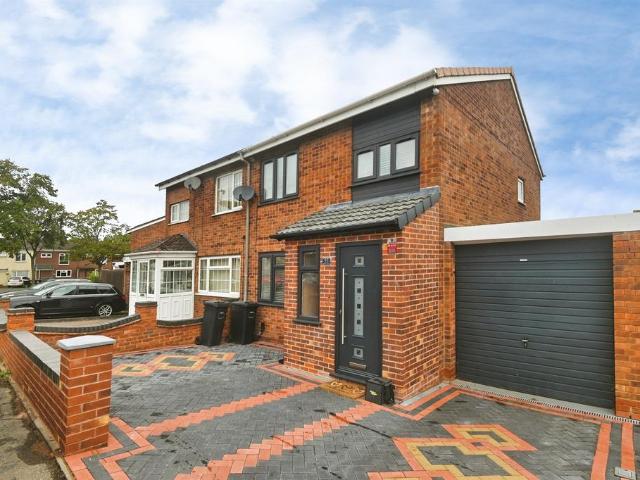 House for sale in Smith's Wood, Solihull