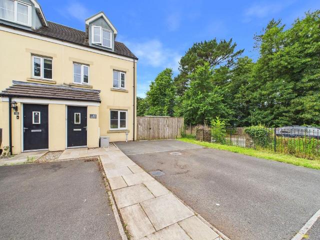 House for sale in Monkton, Pembroke