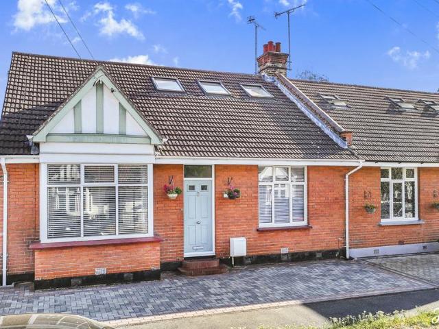 House for sale in Alton Barnes, Essex