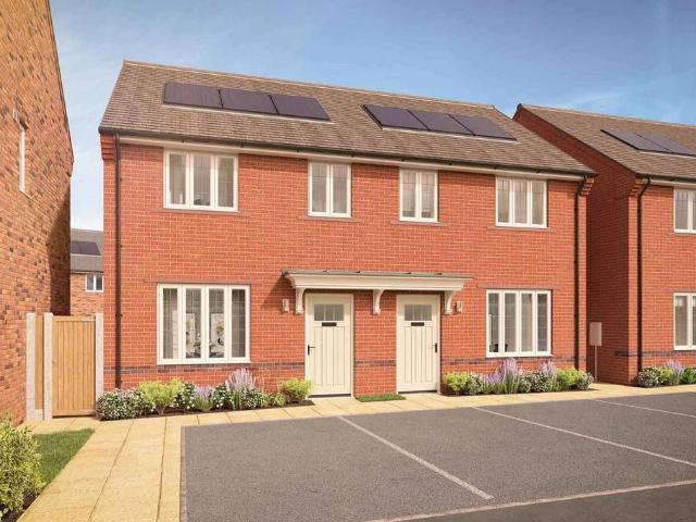 House for sale in Desborough