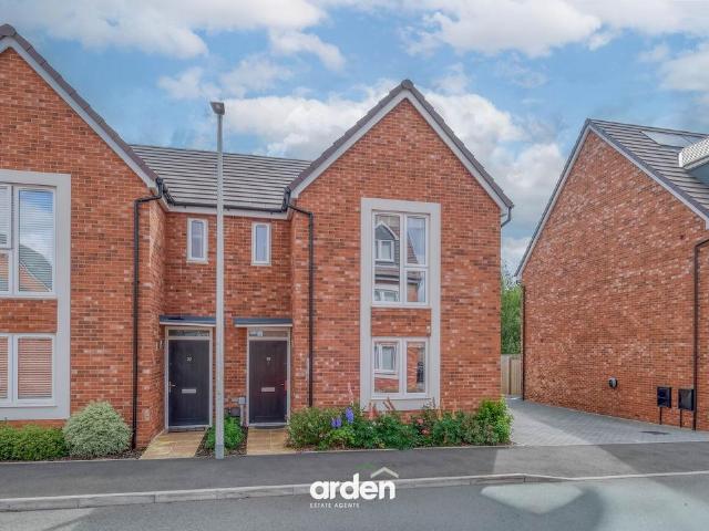 House for sale in Bromsgrove, Worcestershire