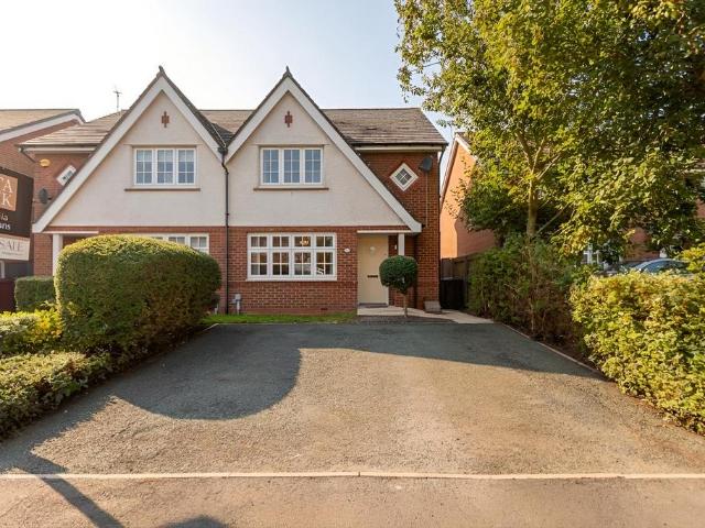House for sale in Swanside, Knowsley