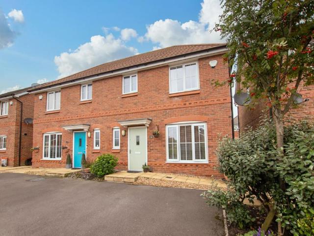 House for sale in Rossmore, Cheshire