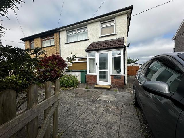 House for sale in Llantrisant, Beddau