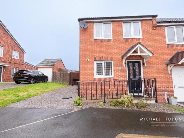 House for sale in Ford Estate, Tyne And Wear