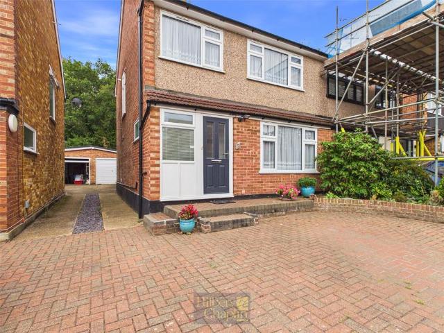 House for sale in Hutton, Navestock Side