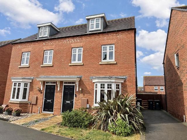 House for sale in Stanford On Avon, Leicestershire