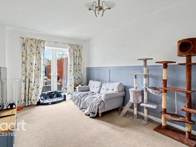 House for sale in Glenfields, Pinfold