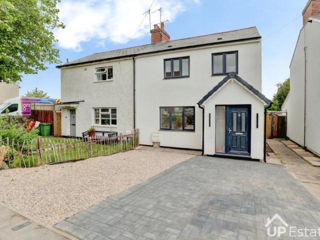 House for sale in Camp Hill