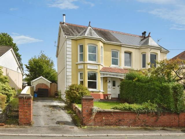 House for sale in Twynmynydd, Glanamman