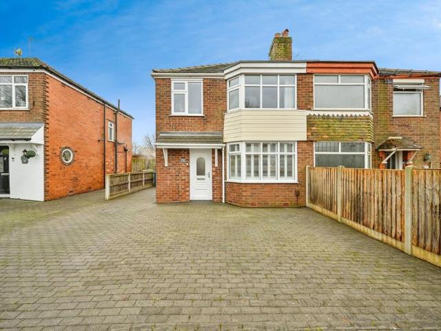 House for sale in Hopton, Baswich