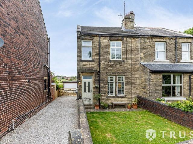 House for sale in Windy Bank, West Yorkshire