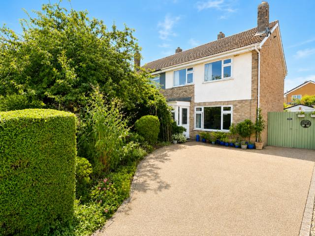 House for sale in Barholm, Lincolnshire