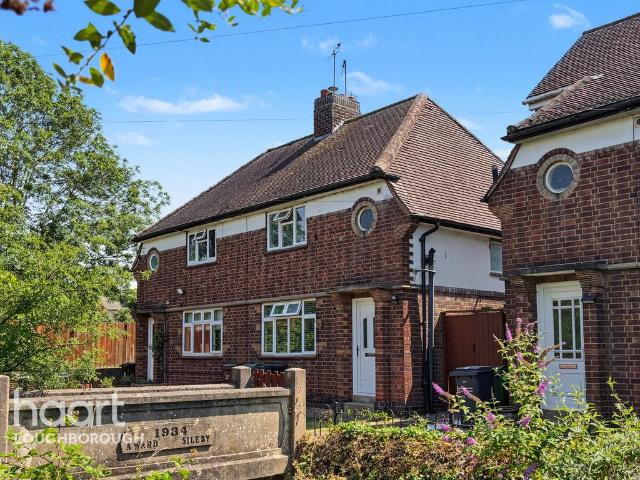 House for sale in Elmfield, Leicestershire