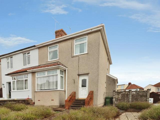 House for sale in Kingswood