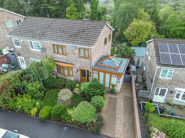 House for sale in Pontypridd, Wales