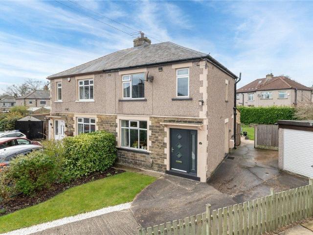 House for sale in Eccleshill, West Yorkshire