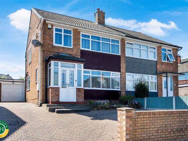 House for sale in Wheatley Hills, South Yorkshire