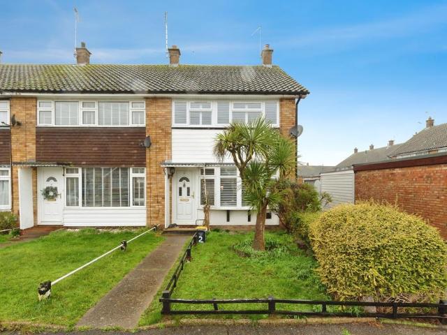 House for sale in Stroud Green, Barling