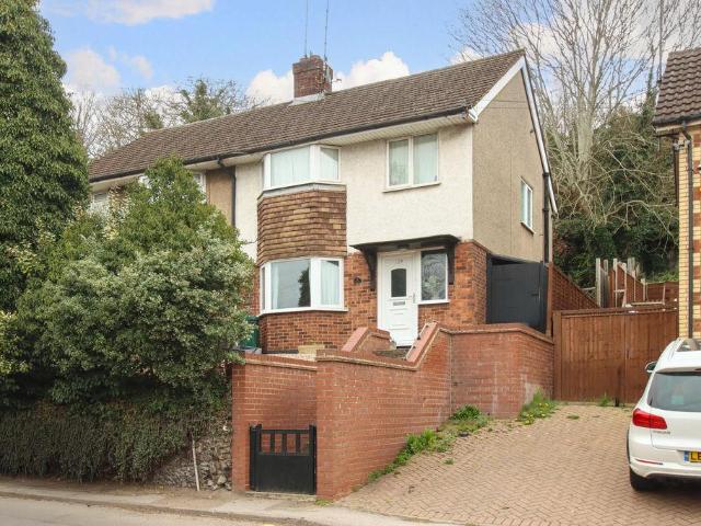 House for sale in Batchworth, Hertfordshire
