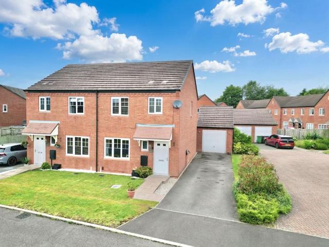 House for sale in Gnosall, Baswich