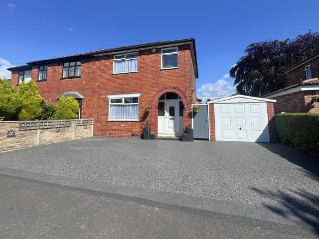 House for sale in Georgia, Greater Manchester