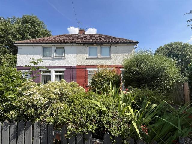House for sale in Lower Wyke, West Yorkshire