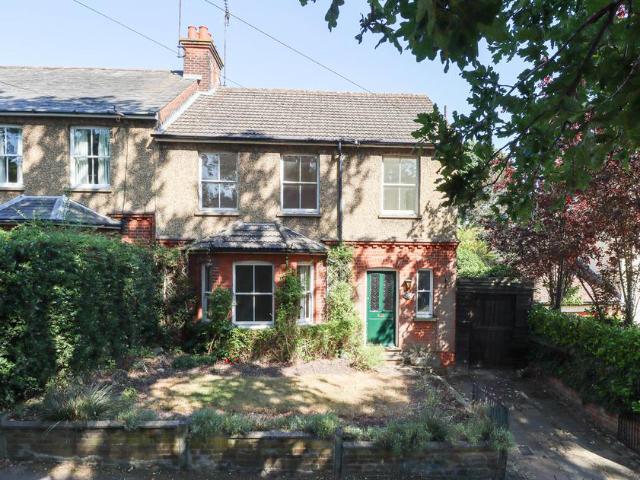 House for sale in Five Acres, Hertfordshire