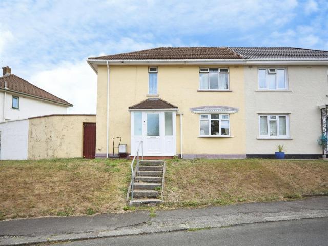 House for sale in Taffs Well, Nantgarw
