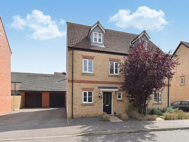 House for sale in Sandy, Bedfordshire