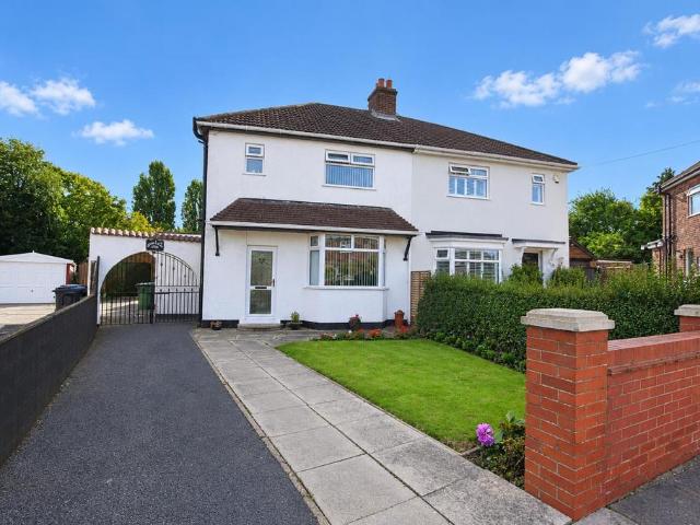 House for sale in Wellow, Grimsby