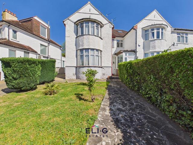 House for sale in Hendon, Greater London