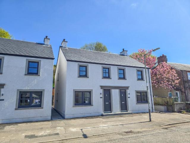House for sale in Bankfoot, Scotland