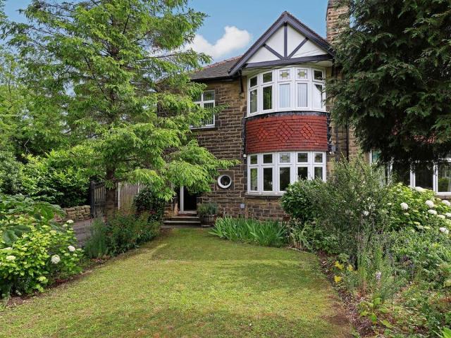 House for sale in Ackworth Moor Top, West Yorkshire