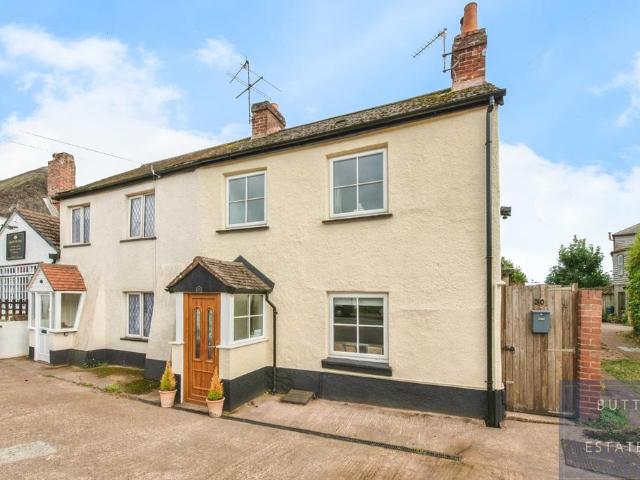 House for sale in Watergate, Devon