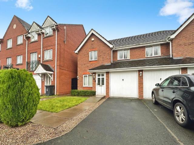 House for sale in Heath Park, Park Village