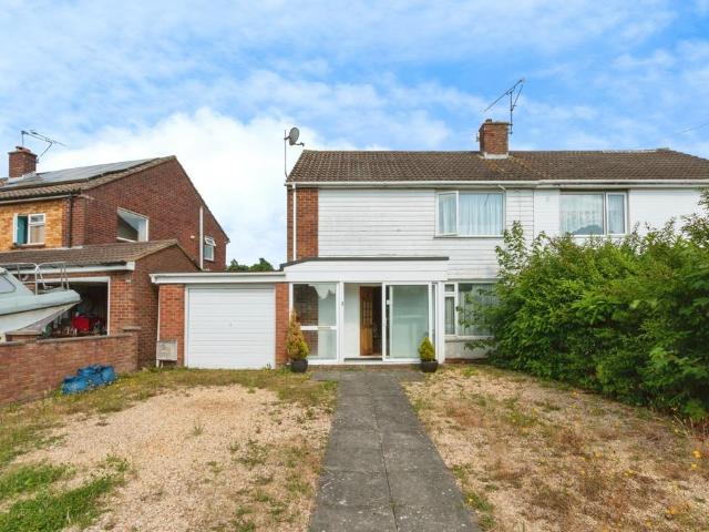 House for sale in Old Dean, Heol-las