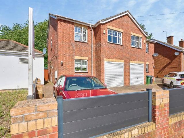 House for sale in Tipton, West Midlands