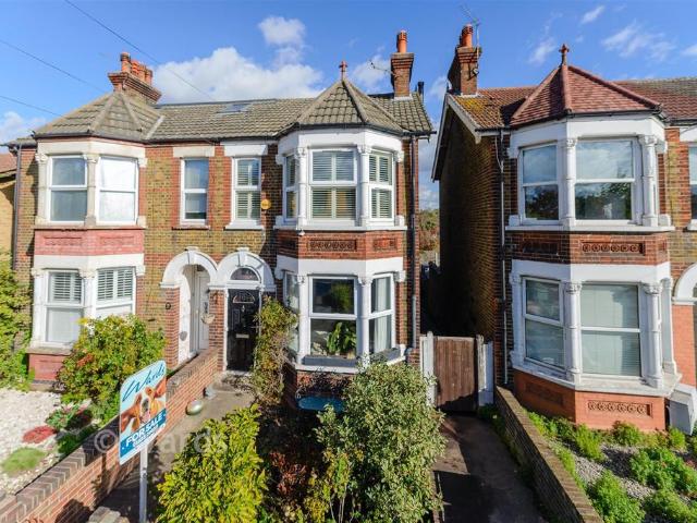 House for sale in Temple Hill, Dartford