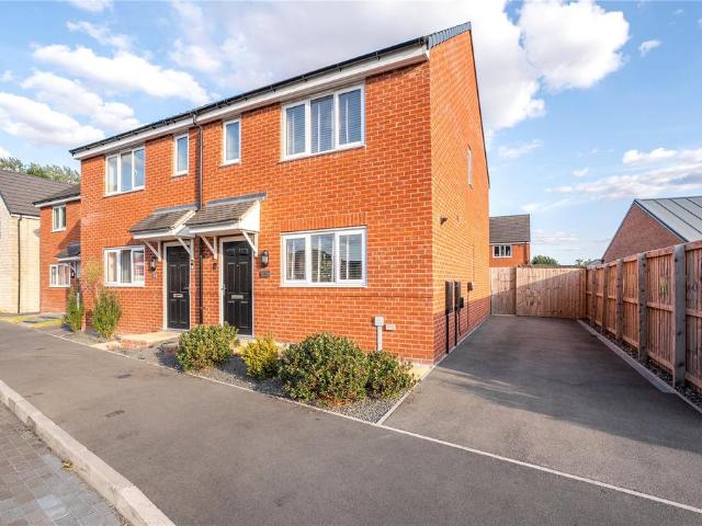 House for sale in Alverton, East Midlands
