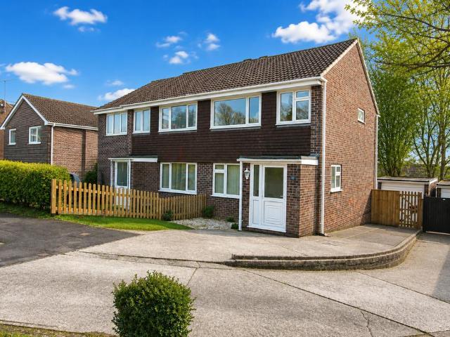 House for sale in Strode, Devon
