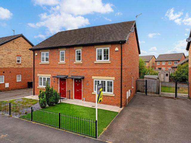 House for sale in Widnes