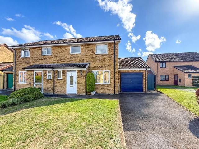 House for sale in Highcliffe and Walkford, Highcliffe-on-Sea
